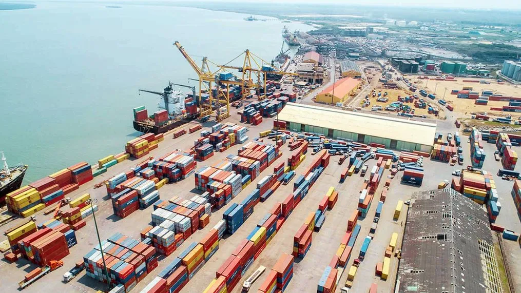 Top 5 Shipping Companies Operating in Mozambique: Guide for Importers and Exporters
